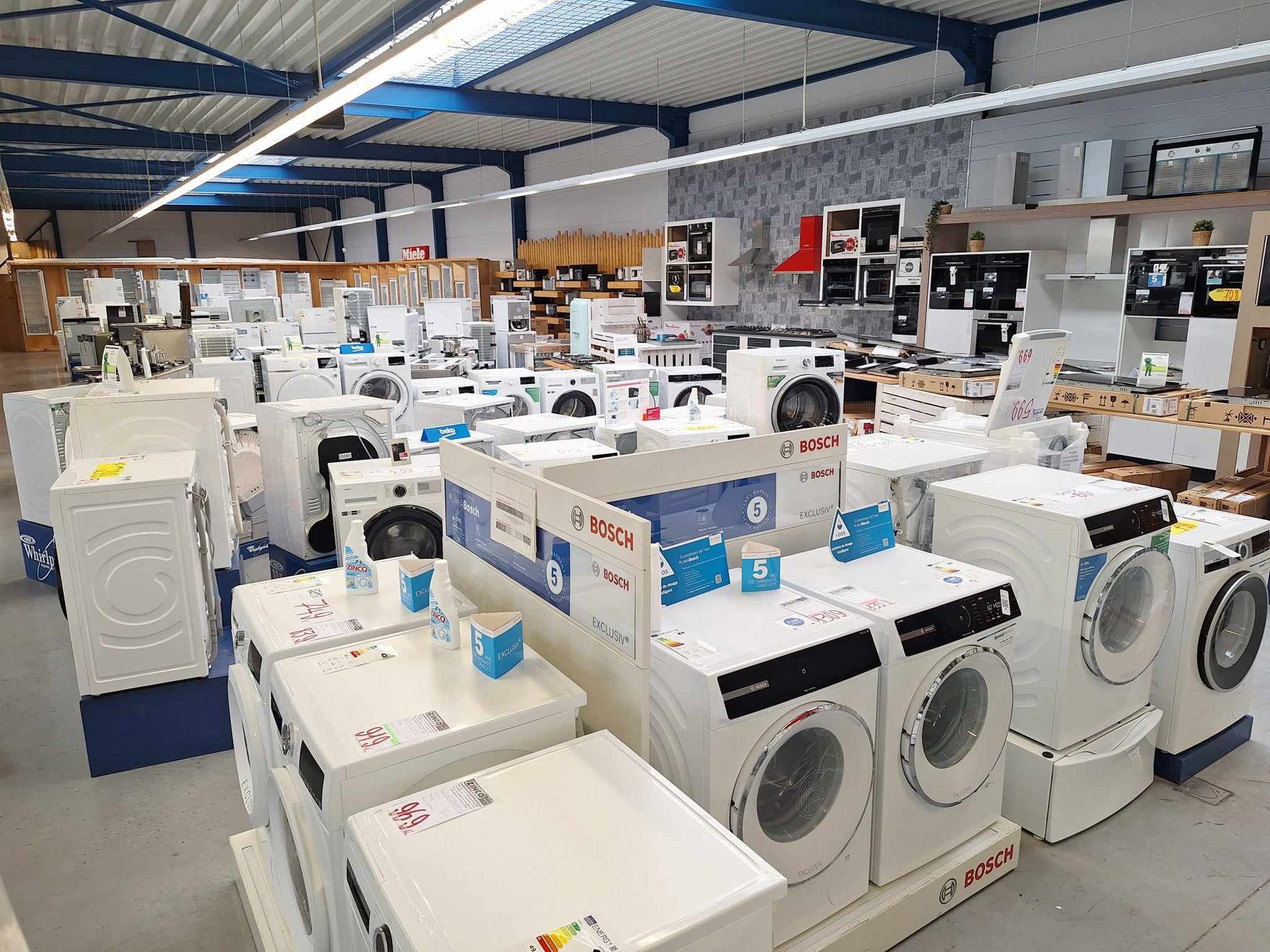 Intérieur du showroom