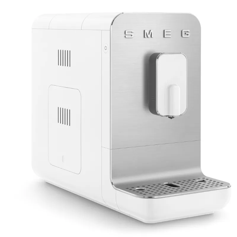 Machine à café automatique Smeg BCC11