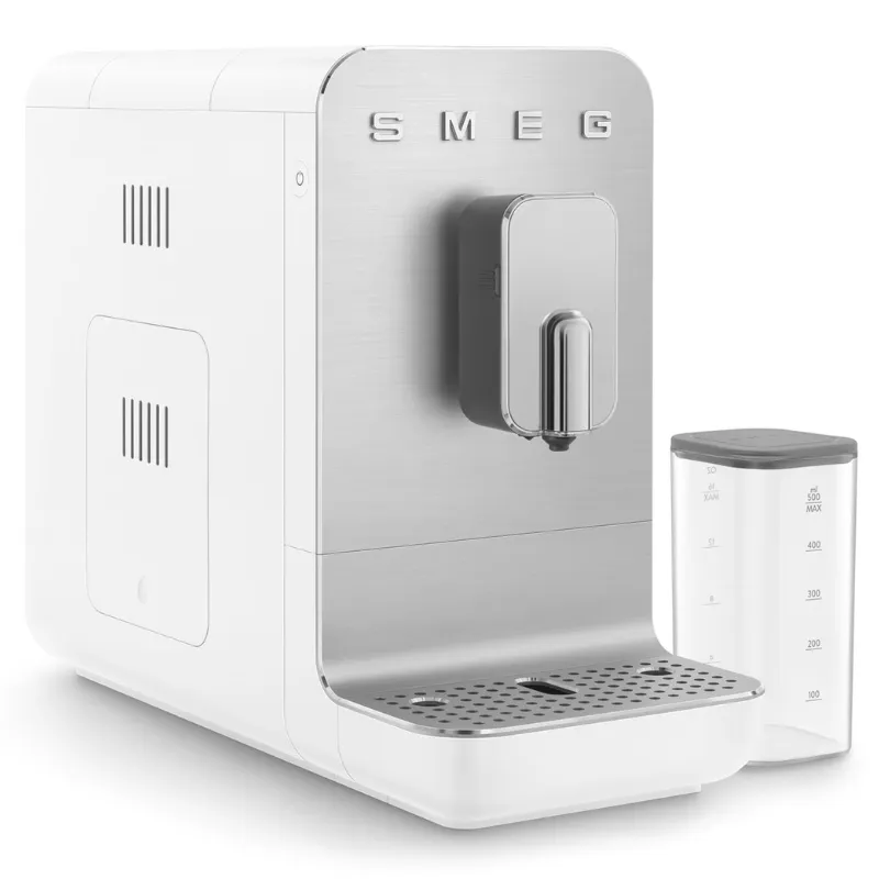 Machine à café automatique Smeg BCC13