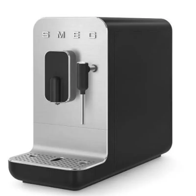 Machine à café automatique Smeg BCC12BLMEU